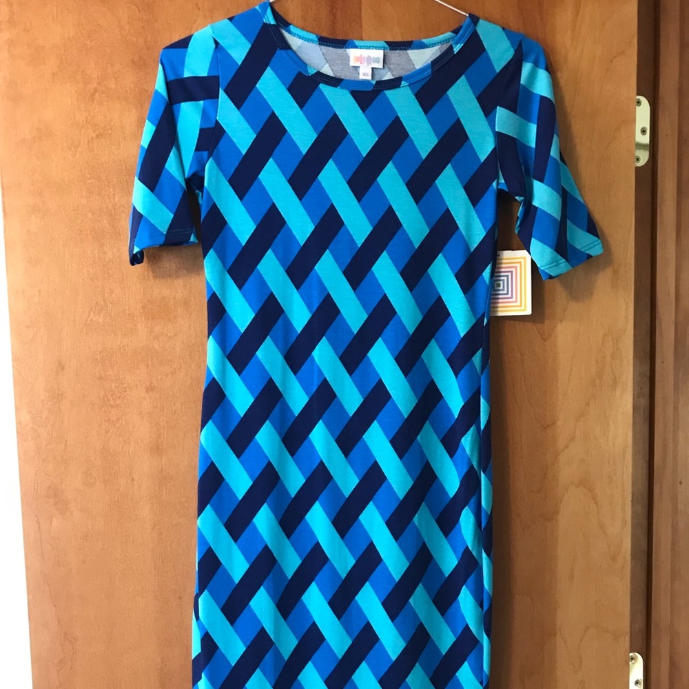 LuLaRoe Julia